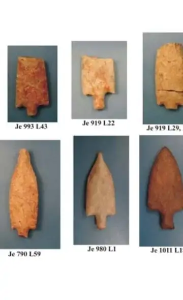 Los primeros pobladores del valle de Chicama. Evidencias de Huaca Prieta y las Pampas de Paiján